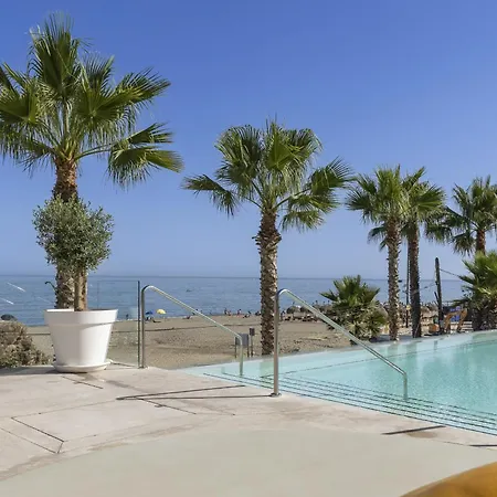 Modern Luxury With Terrace In Higueron Apartment *