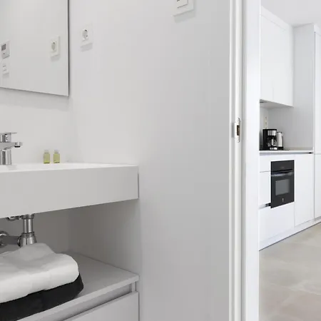 Modern Luxury With Terrace In Higueron Fuengirola